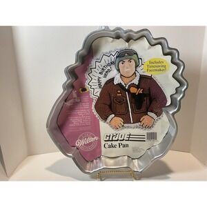 Wilton G I JOE Cake Pan Vintage 1986 Hasbro Birthday Baking Collectible Metal